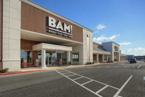 COMMERCIAL REAL ESTATE FOR SALE IN USA